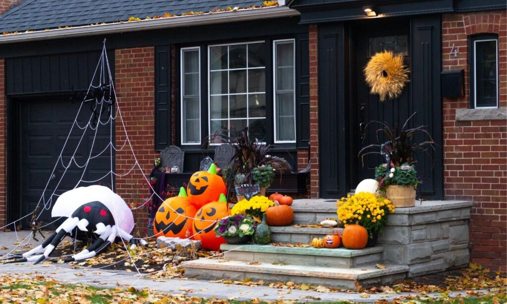 DIY Halloween Decorations for that Scary Look in your Home